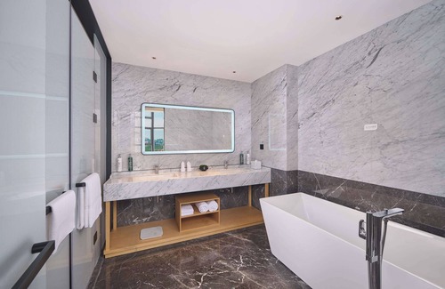 Zanda Hotel | Hilton Garden Inn Huludao Longxing Road