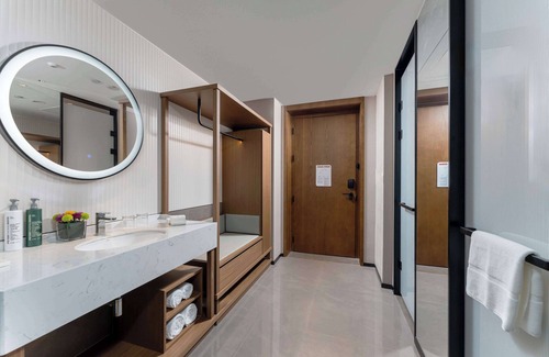 Wuxing Hotel | Hilton Garden Inn Huzhou High-Speed Railway Station