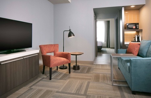 Iowa City Hotel | Hilton Garden Inn Iowa City Downtown University