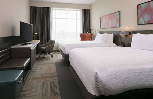 Iowa City Hotel | Hilton Garden Inn Iowa City Downtown University