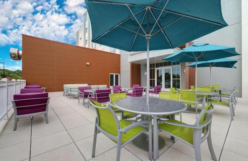 Lakeview Hotel | Hilton Garden Inn Manassas