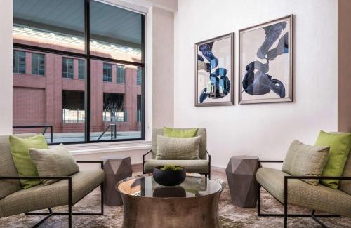 Downtown Memphis Hotel | Hilton Garden Inn Memphis Downtown Beale Street