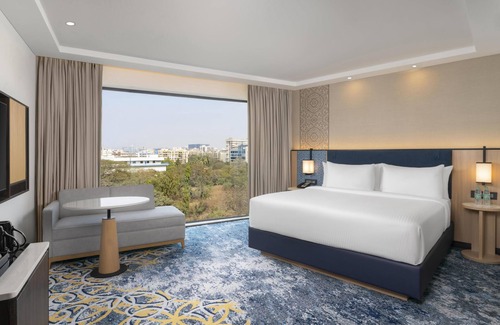 J B Nagar Hotel | Hilton Garden Inn Mumbai International Airport
