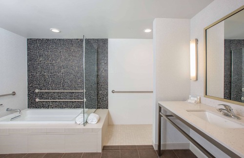 Olympia Hotel | Hilton Garden Inn Olympia