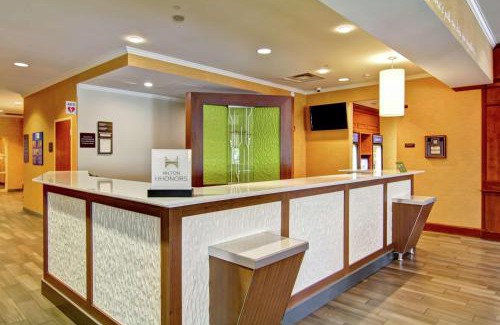 Ottawa Division Hotel | Hilton Garden Inn Ottawa Airport