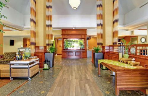 Ottawa Division Hotel | Hilton Garden Inn Ottawa Airport