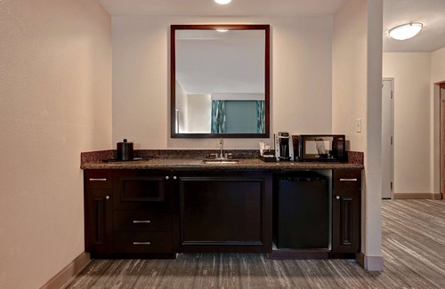 San Bernardino Hotel | Hilton Garden Inn San Bernardino