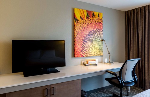 Salina Hotel | Hilton Garden Inn Salina