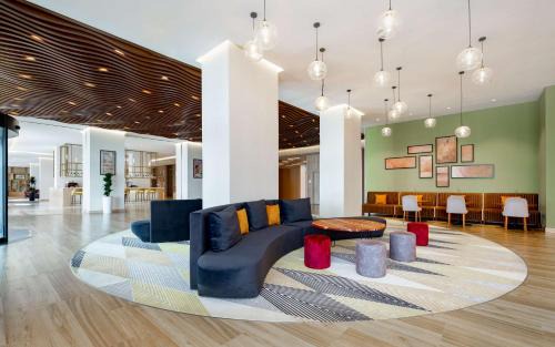 Samarkand Hotel | Hilton Garden Inn Samarkand