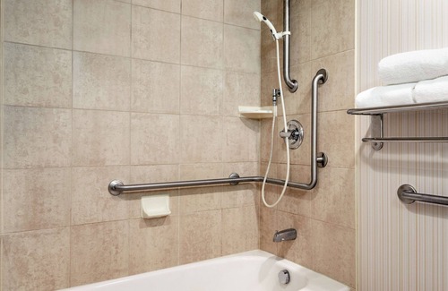 Saskatoon Downtown Hotel | Hilton Garden Inn Saskatoon Downtown
