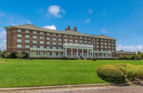 Suffolk Hotel | Hilton Garden Inn Suffolk Riverfront