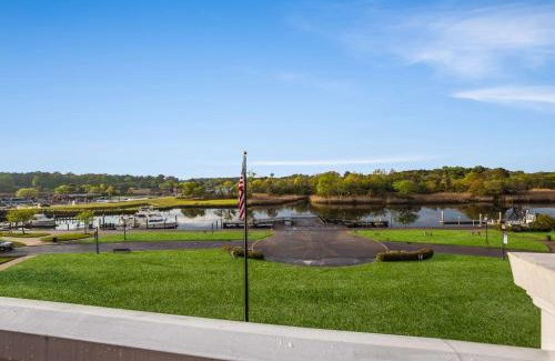 Suffolk Hotel | Hilton Garden Inn Suffolk Riverfront