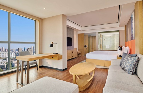 Jiang Han Hotel | Hilton Garden Inn Wuhan Hankou