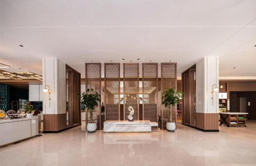 Hejing Hotel | Hilton Garden Inn Yanqi Downtown