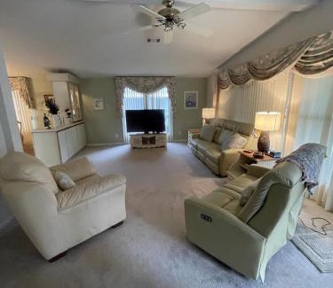 The Villages House | Hilton Head - Golf Course View- Villagepeople