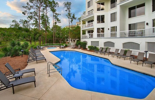 Harbour Town Resort | Hilton Head Beach and Golf for Columbus Day - 5-9 October!