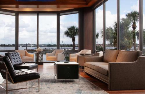 Nassau Bay Hotel | Hilton Houston NASA Clear Lake