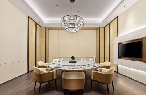 Nanhu Qu Hotel | Hilton Jiaxing