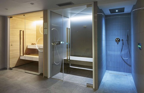 Waddon Hotel | Hilton London Croydon