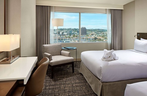 Mission Valley Hotel | Hilton San Diego Mission Valley