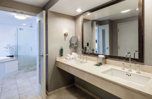 Financial District Hotel | Hilton San Francisco Financial District