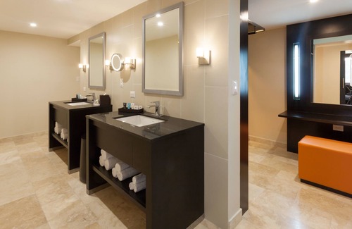 San Salvador Hotel | Hilton San Salvador