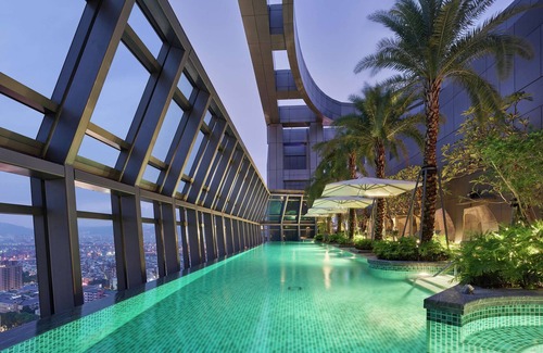 Banqiao Hotel | Hilton Taipei Sinban