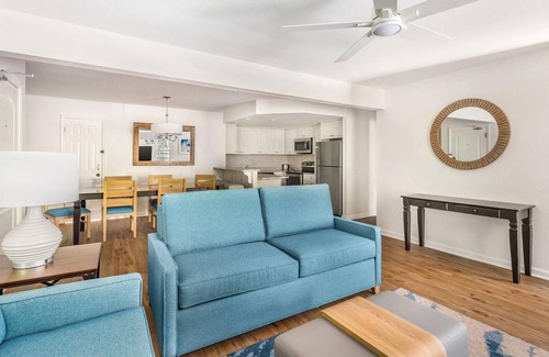 Kitty Hawk Hotel | Hilton Vacation Club Beachwoods Kitty Hawk