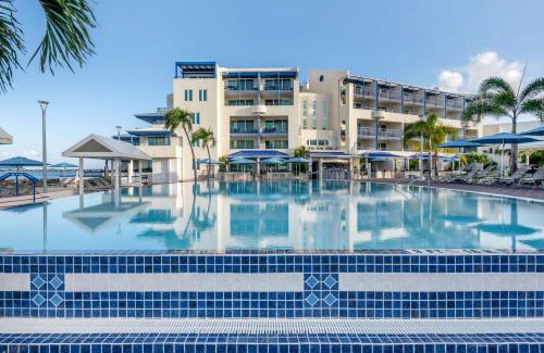 Pelican Key Resort | Hilton Vacation Club Flamingo Beach Sint Maarten
