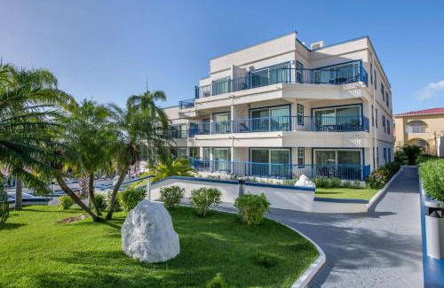 Pelican Key Resort | Hilton Vacation Club Flamingo Beach Sint Maarten