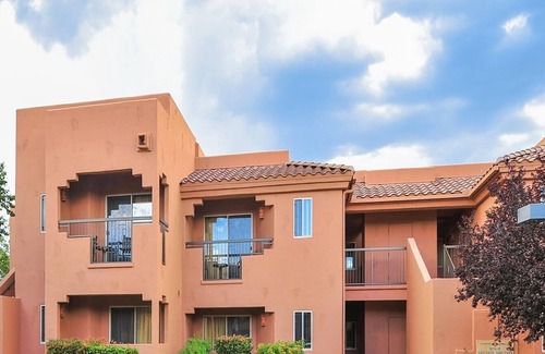 Edwardsville Apartment | Hilton VC Sedona Summit 2BR Sunset Suite with Kitchen