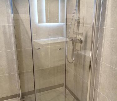 Nedstrand House | Himahuset