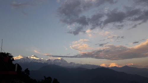 Sarangkot Hotel | Himalayan crown lodge