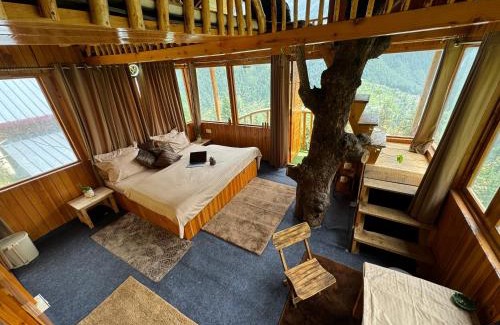 Jibhi Ski Chalet | Himalayan Quails Nest Treehouse