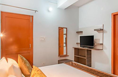 Kasauli Apartment | Himalyan Basera I Pvt Balcony I Serviced Apt I By Exotic Stays