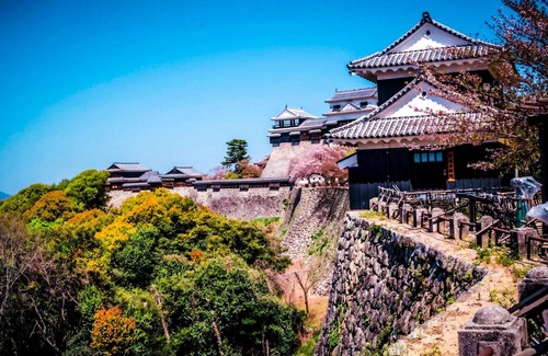 Sanbancho House | Himerakuen媛楽園 松山市中心部にある家族・グループ旅行の多人数が泊まれる最適な宿