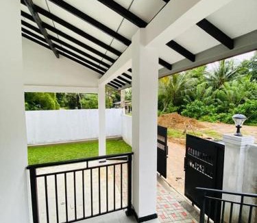 Gampaha House | Himeth's Residence