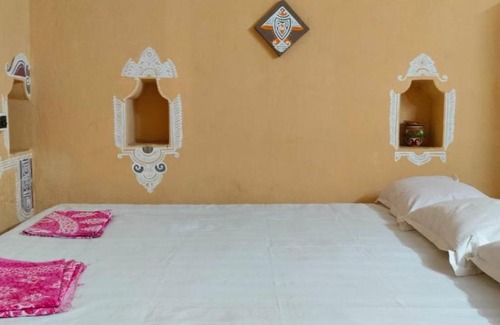 Ruppur House | Himjhuri