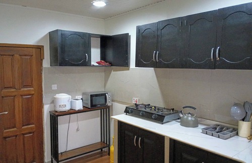 Waterloo House | HIMMA'S 3-bedroom Luxury Family House with strong WIFI.