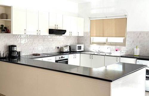 Pissouri Apartment | Himonas Apartments