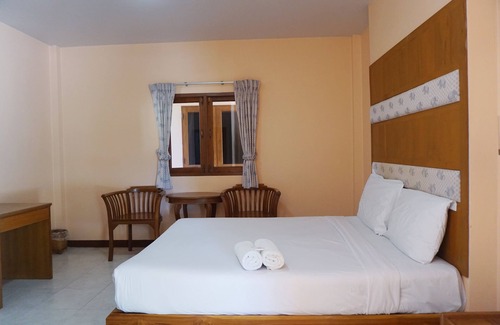 Kamphaeng Phet Hotel | Hin Sai Resotel