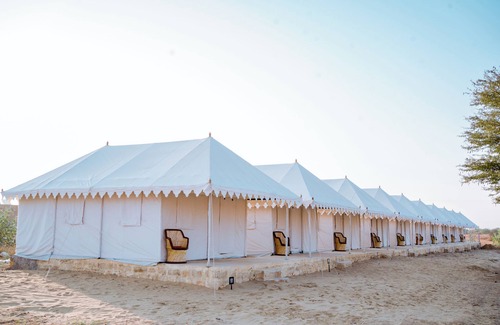 Jaisalmer RV Rental | Hinduja Luxury Camp & Resort Jaisalmer