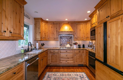 Boone House | Hinesight at Hound Ears