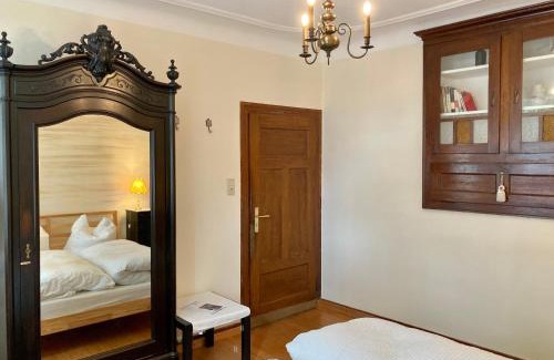 Korperich Apartment | Hinkelshof - als Ferienwohnung - Selbstversorgerküche & Aufenthaltsräume - Südeifel, Mullerthal, Vianden