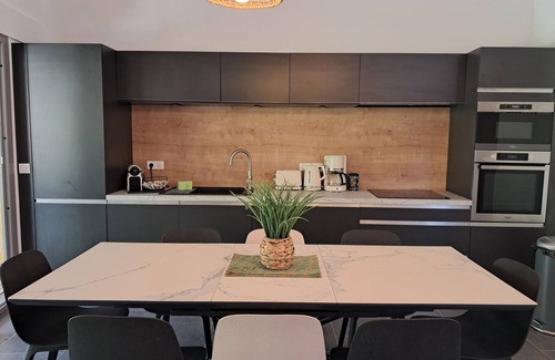 Bouyon Apartment | Hinterland, 35 minutes from Nice, air-conditioned duplex, sleeps 6 from 2 nights