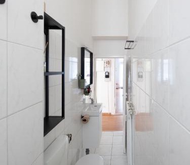 Neukoelln Apartment | Hip & Beautiful City Apartment