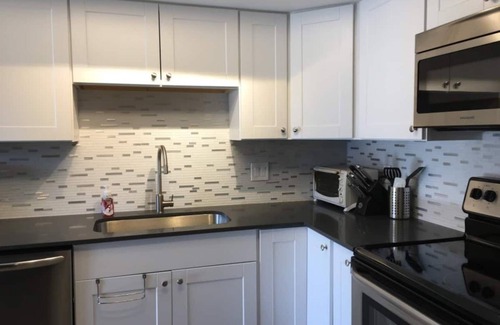 St. Johns Condo | HIP HIDEAWAY