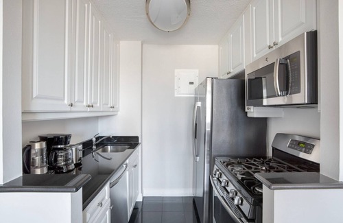 Rose Hill Apartment | Hip Kips Bay 1BR w/W/D, Gym & Pool, nr Gramercy Theatre, by Blueground