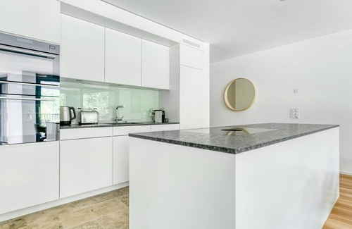 Wollishofen Apartment | Hip Wollishofen 4.5 Room w/W/D & Storage, near Market, by Blueground