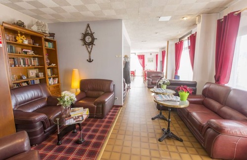 Noisiel Hotel | Hipotel Marne la Vallée